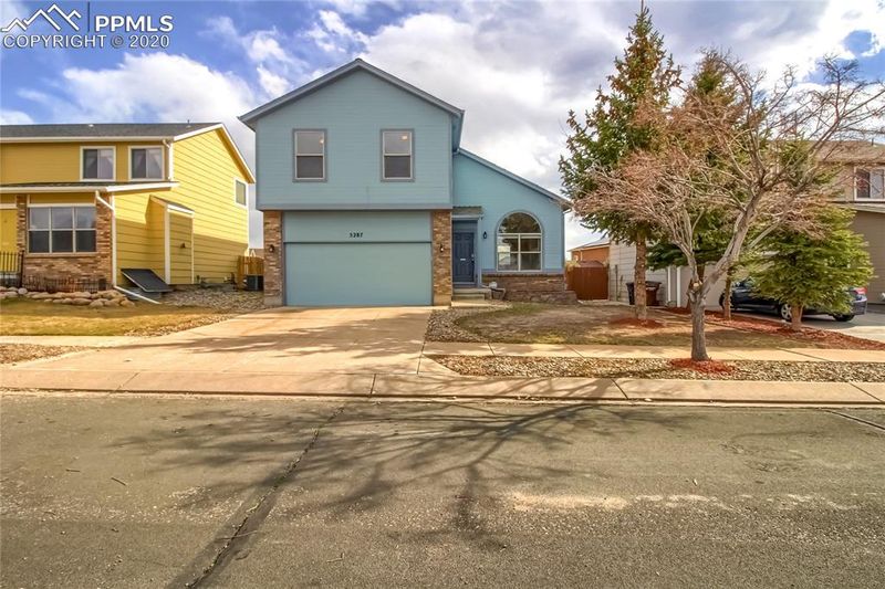 5287 Hawk Springs Dr, Colorado Springs, CO 80923