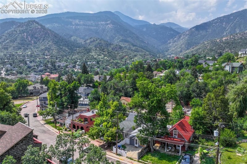 529 Canon Ave, Manitou Springs, CO 80829