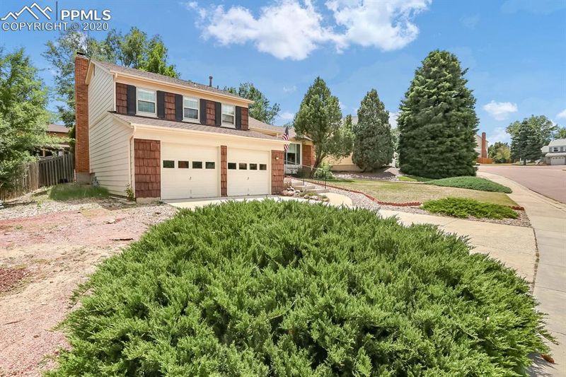 5295 Picket Dr, Colorado Springs, CO 80918