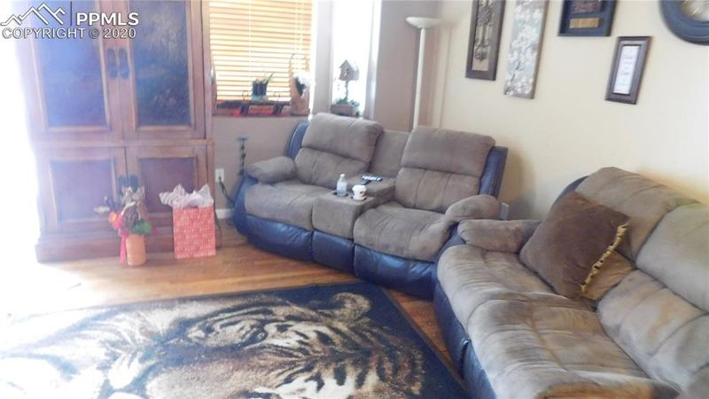 53 Dick Trefz St, Pueblo, CO 81001