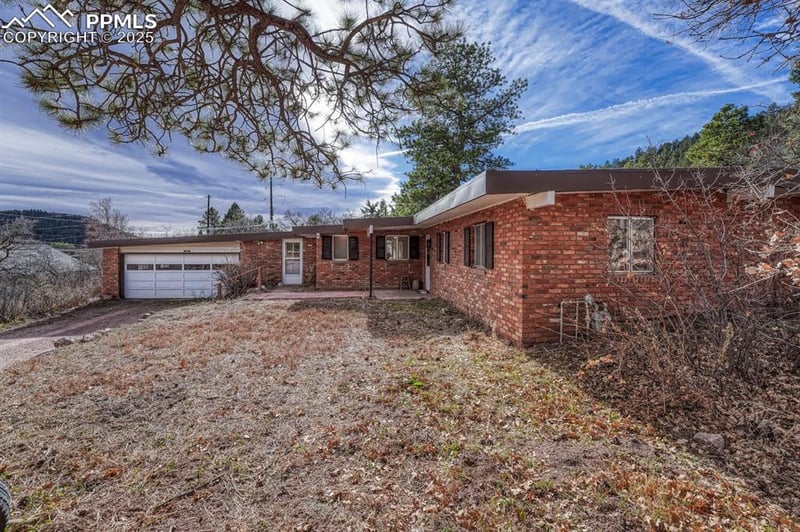 53 Pineview St, Palmer Lake, CO 80133