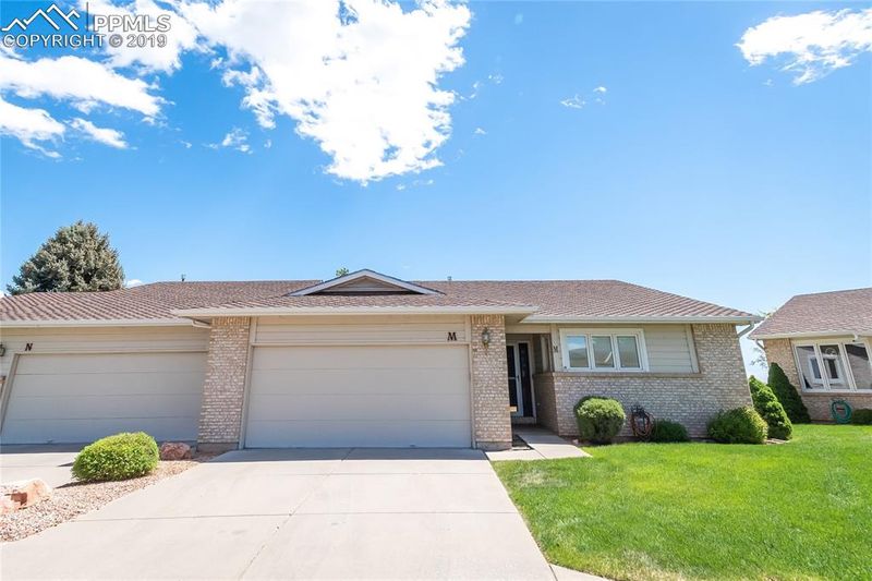 53 Sovereign Cir, Pueblo, CO 81005