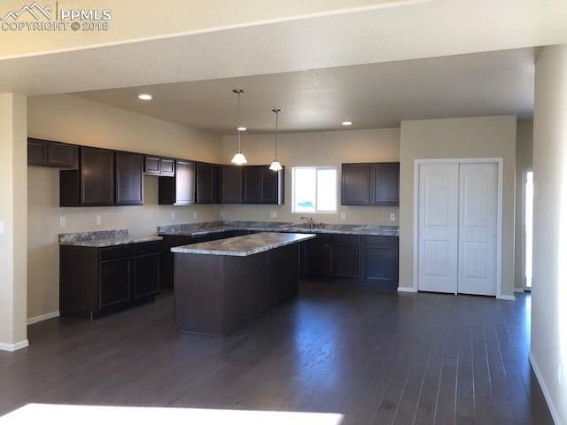 5301 Lapwing Ct, Pueblo, CO 81008
