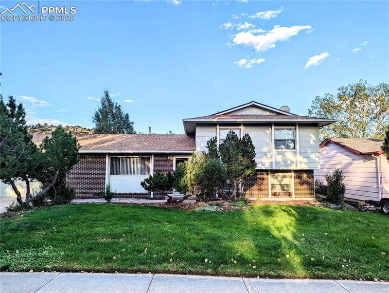 5303 Meadowgreen Dr, Colorado Springs, CO 80919