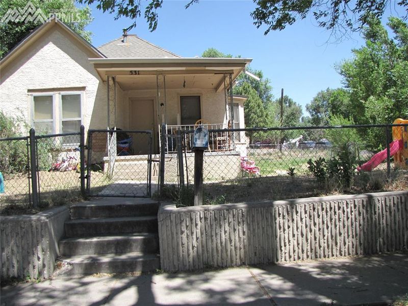 531 S El Paso St, Colorado Springs, CO 80903