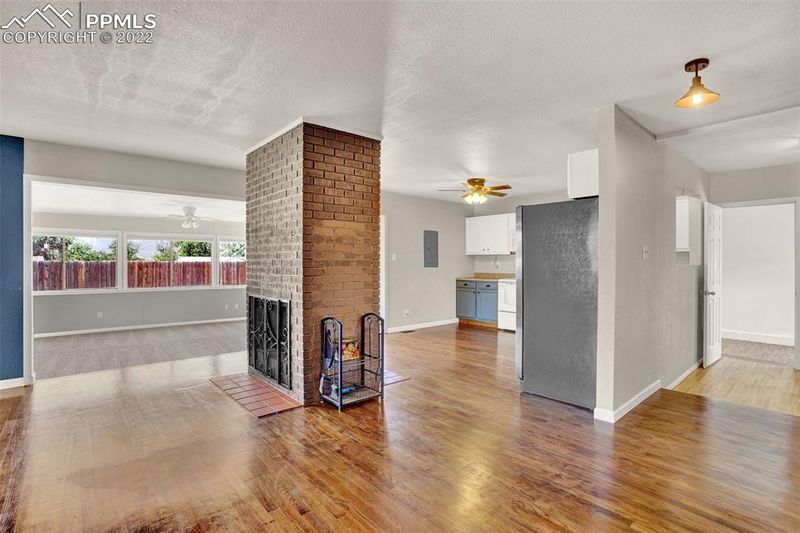 532 Rose Dr, Colorado Springs, CO 80911