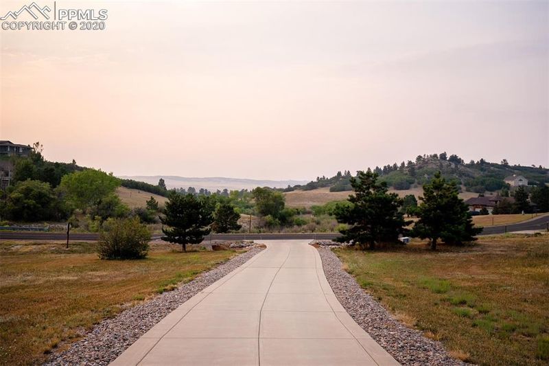 532 Young Cir, Castle Rock, CO 80104