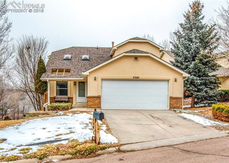 5320 Evening Light Ct, Colorado Springs, CO 80917