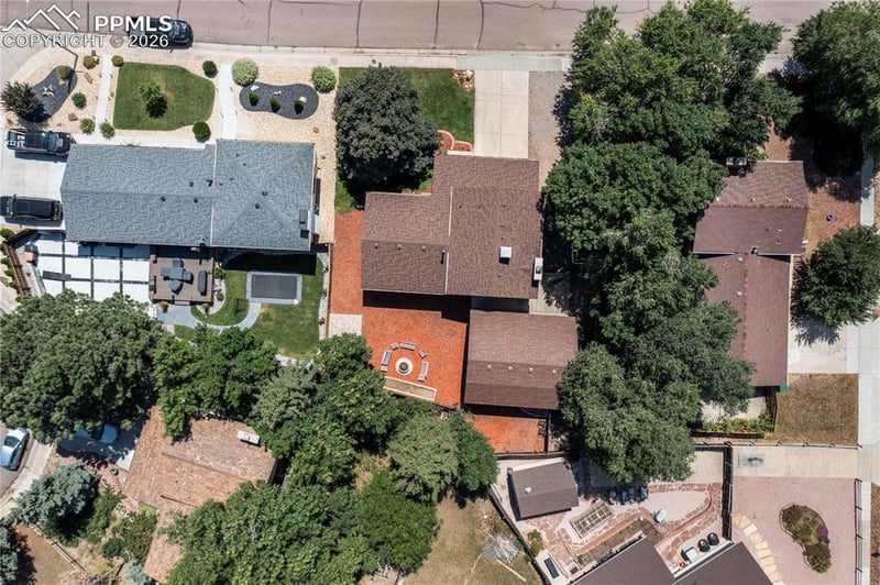 5320 Saddle Horn Ave, Colorado Springs, CO 80915