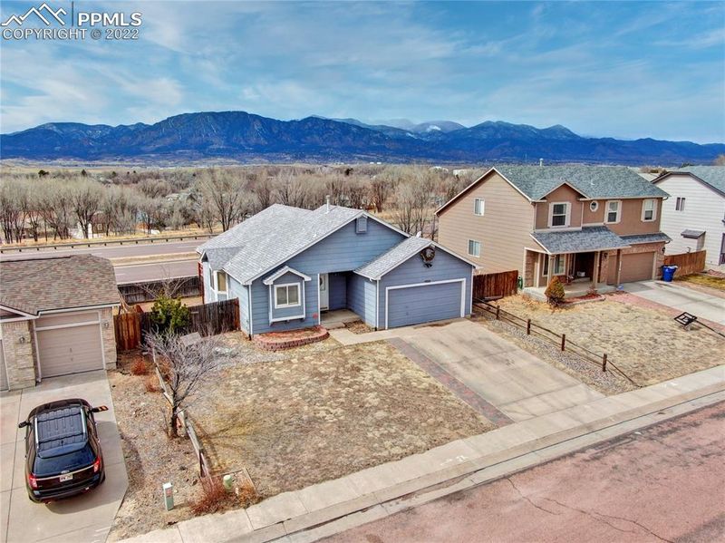 5322 Bradley Cir, Colorado Springs, CO 80911