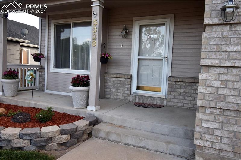 5328 Bradley Cir, Colorado Springs, CO 80911