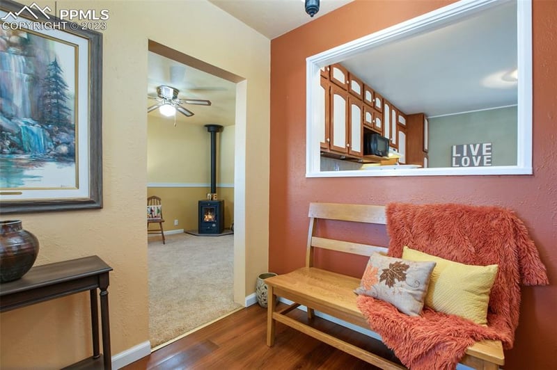 533 Rose Dr, Colorado Springs, CO 80911