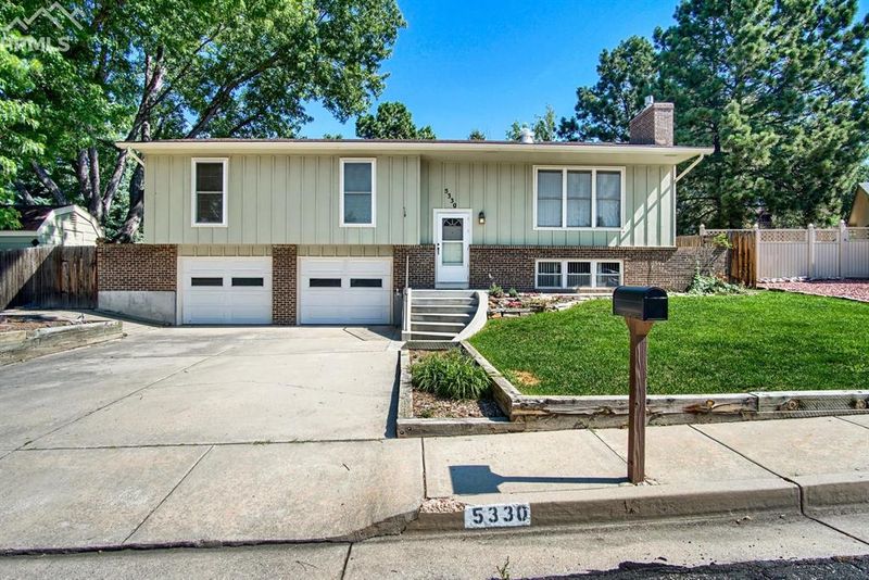 5330 Babcock Ter, Colorado Springs, CO 80915