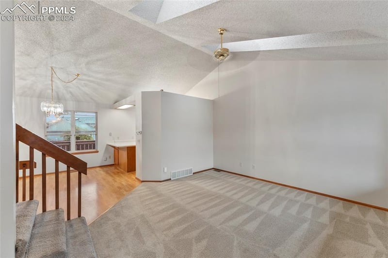 5330 Heather Ridge Ct, Colorado Springs, CO 80915