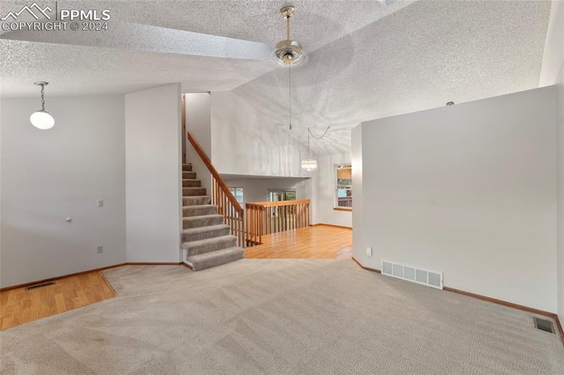 5330 Heather Ridge Ct, Colorado Springs, CO 80915