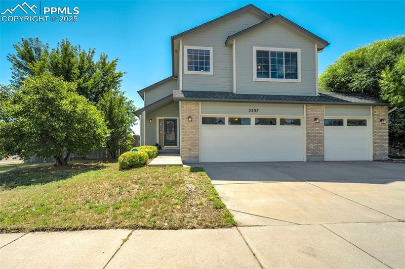 5337 Hawk Springs Dr, Colorado Springs, CO 80923
