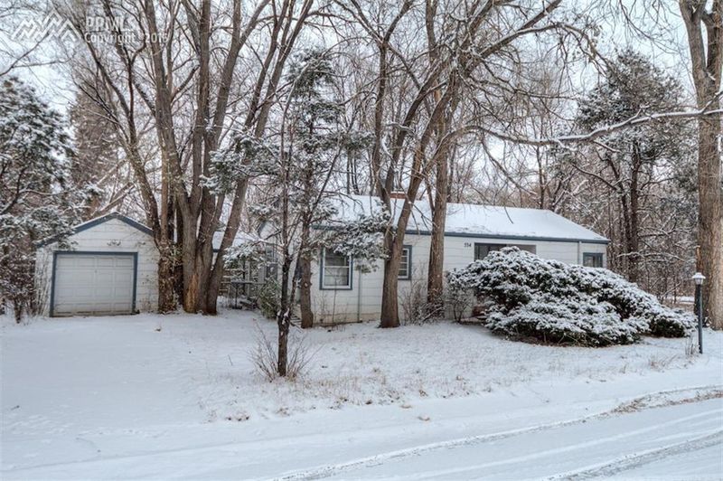 534 W Cheyenne Rd, Colorado Springs, CO 80906