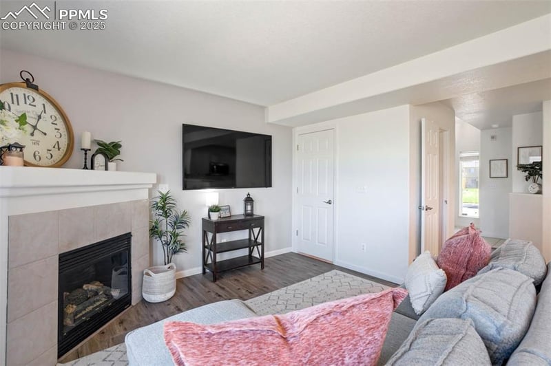 5340 Sunshade Point, Colorado Springs, CO 80923