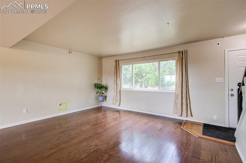 5345 Del Paz Dr, Colorado Springs, CO 80918