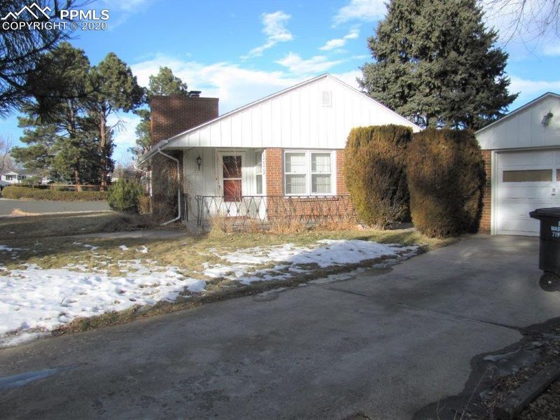 535 Three Eagles St, Colorado Springs, CO 80905