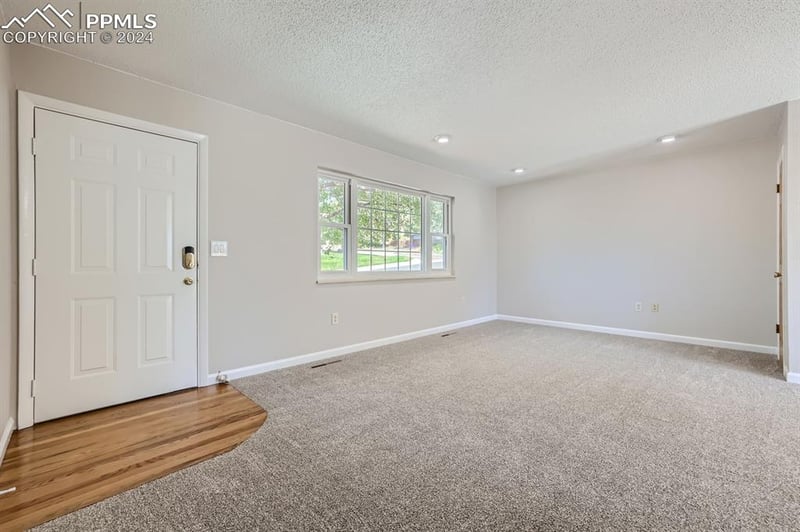 5361 Mira Loma Cir, Colorado Springs, CO 80918