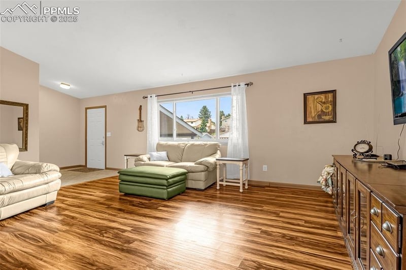 5365 Rawhide Ln, Colorado Springs, CO 80917