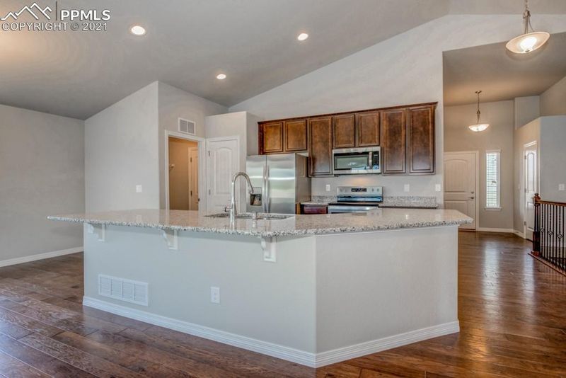 5378 Makalu Dr, Colorado Springs, CO 80924
