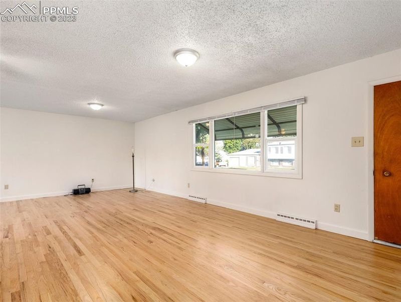 54 Caledonia Rd, Pueblo, CO 81001