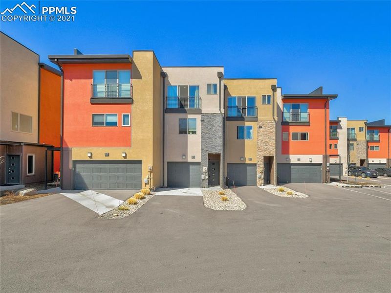 54 Cheyenne Blvd, Colorado Springs, CO 80905