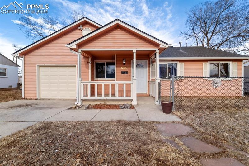 540 Asbury Pl, Colorado Springs, CO 80905
