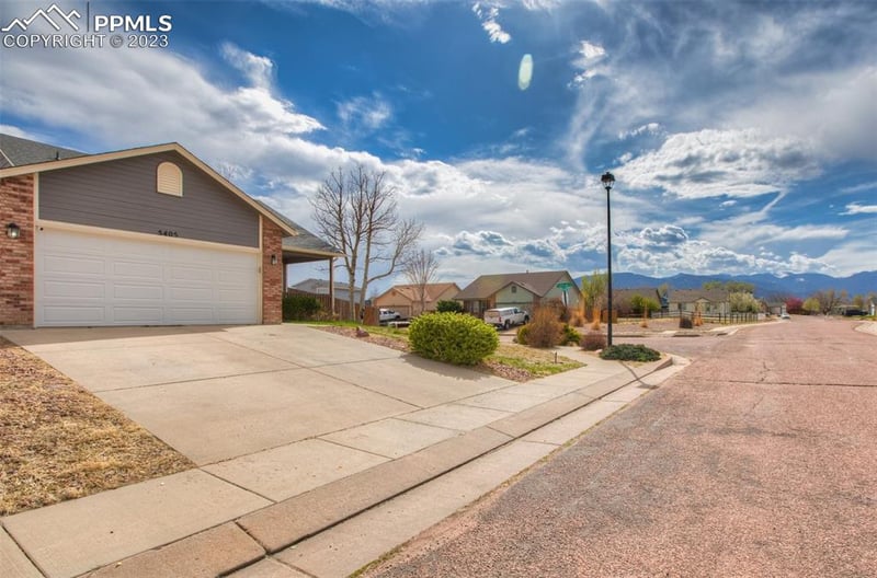5405 Almont Ave, Colorado Springs, CO 80911