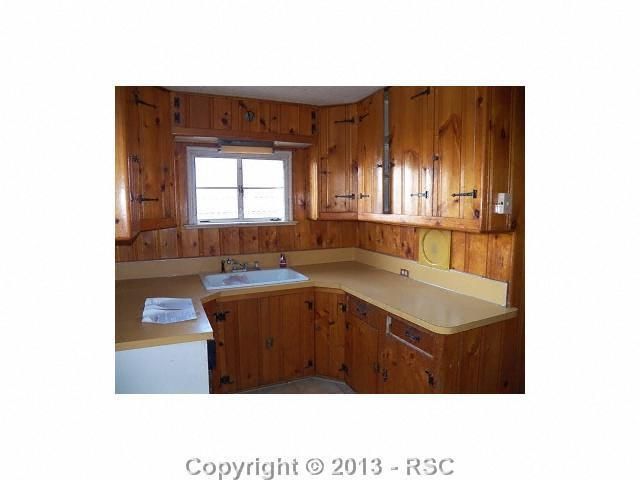541 Alma Ave, Pueblo, CO 81004