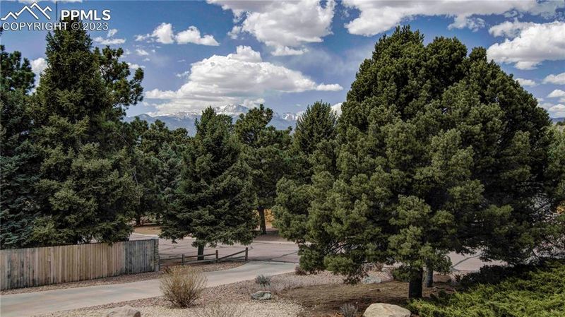 5417 Madera Rd, Colorado Springs, CO 80918