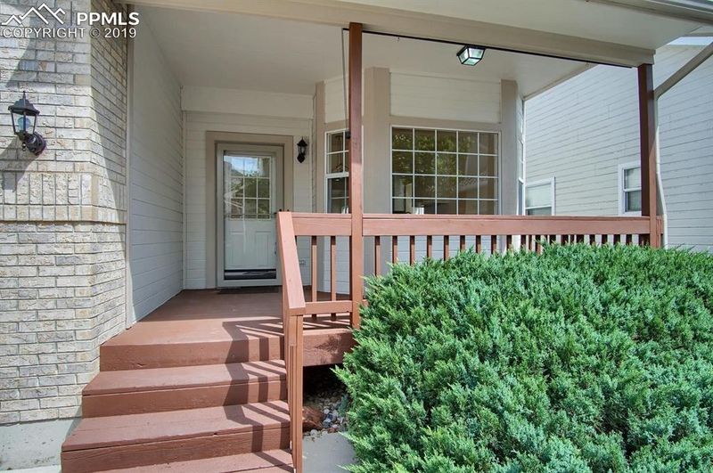 5419 Lions Gate Ln, Colorado Springs, CO 80919