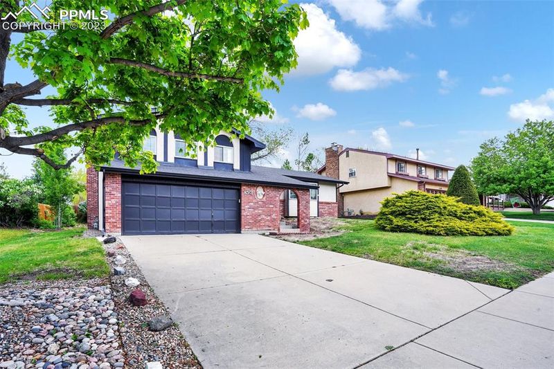 5420 Dawnridge Dr, Colorado Springs, CO 80915