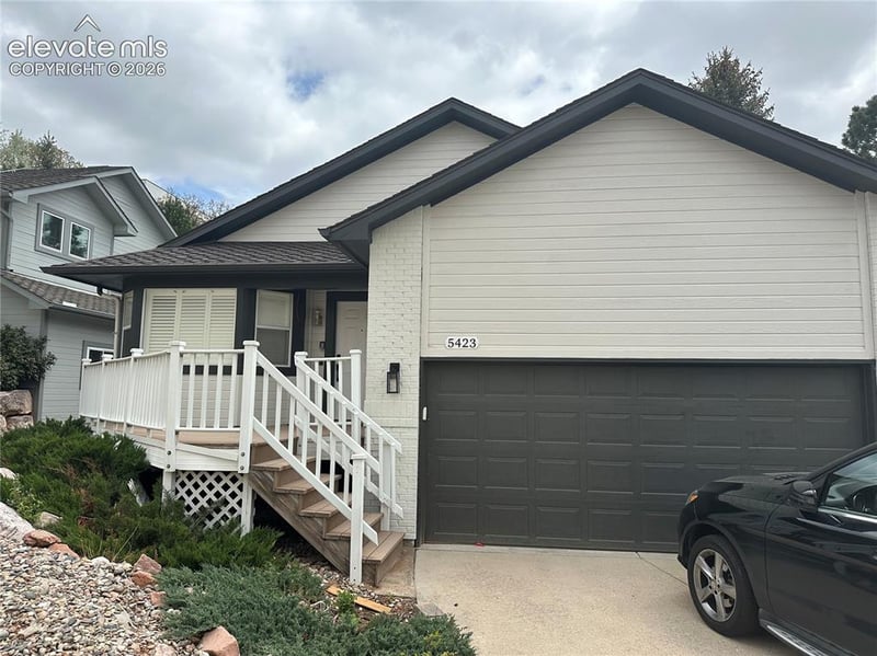 5423 Lions Gate Ln, Colorado Springs, CO 80919
