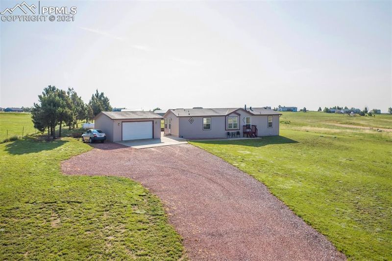 5425 Peerless Farms Rd, Peyton, CO 80831