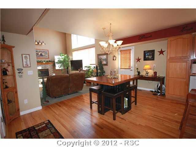 5425 Roundup Dr, Colorado Springs, CO 80918