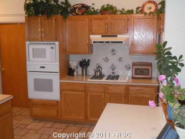543 W St Vrain St, Colorado Springs, CO 80905