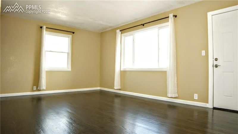 543 Warren Ave, Colorado Springs, CO 80905