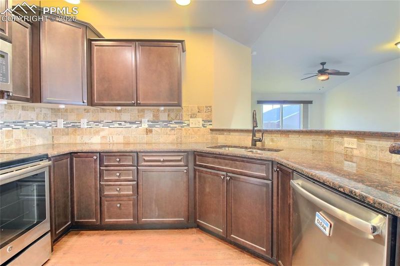 5431 Oak Spring Hts, Colorado Springs, CO 80923
