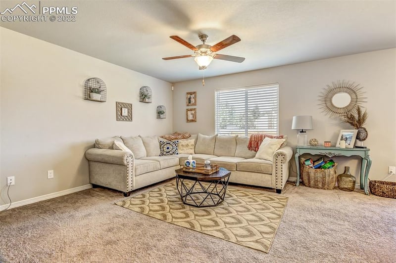 5432 Hammond Dr, Colorado Springs, CO 80915