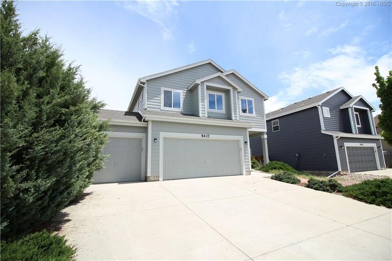 5437 Thresher Ln, Colorado Springs, CO 80922