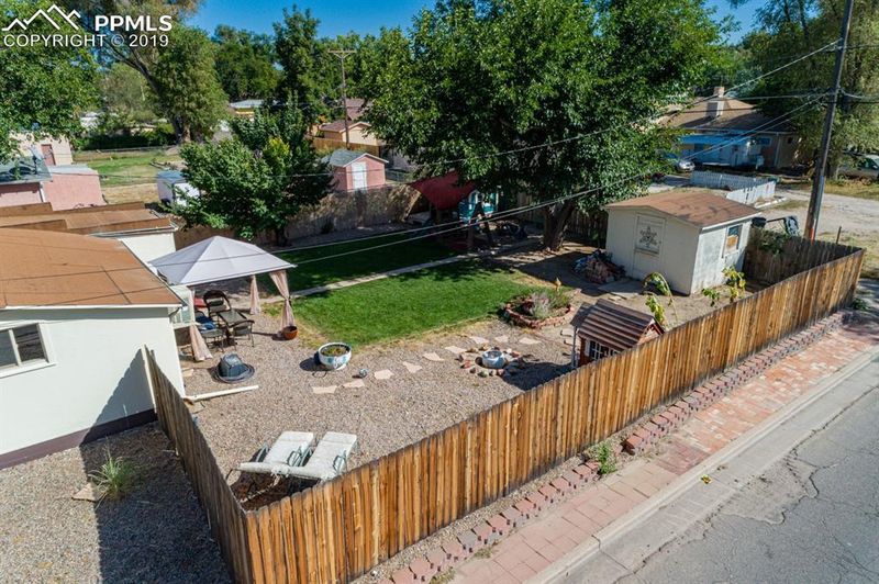 544 Goodnight Ave, Pueblo, CO 81005
