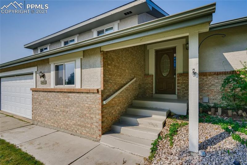 5445 S Buckskin Pass Dr, Colorado Springs, CO 80917