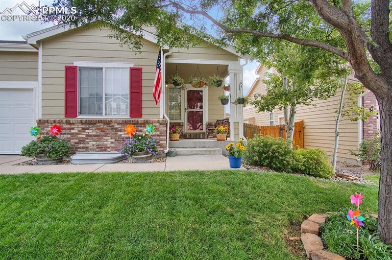 5447 Cindy River Dr, Colorado Springs, CO 80917