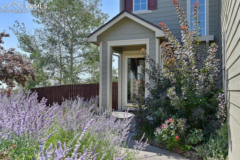 5448 Rose Ridge Ln, Colorado Springs, CO 80917