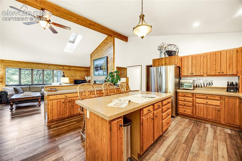 545 Tenderfoot Dr, Larkspur, CO 80118