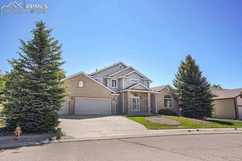 5455 Saddle Rock Rd, Colorado Springs, CO 80918