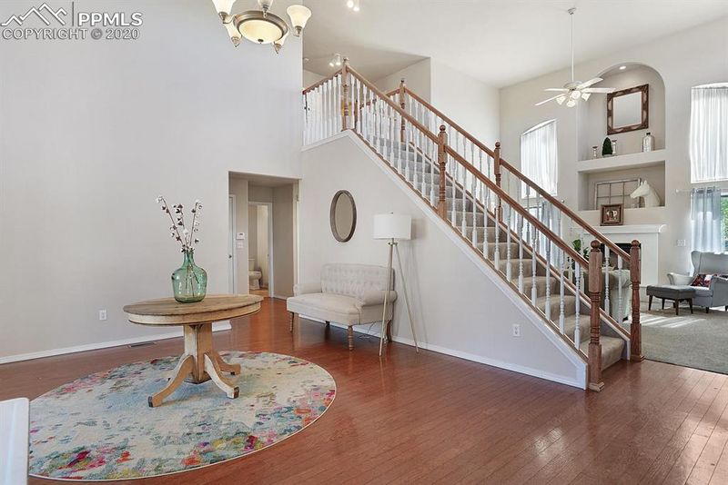 5455 Saddle Rock Rd, Colorado Springs, CO 80918